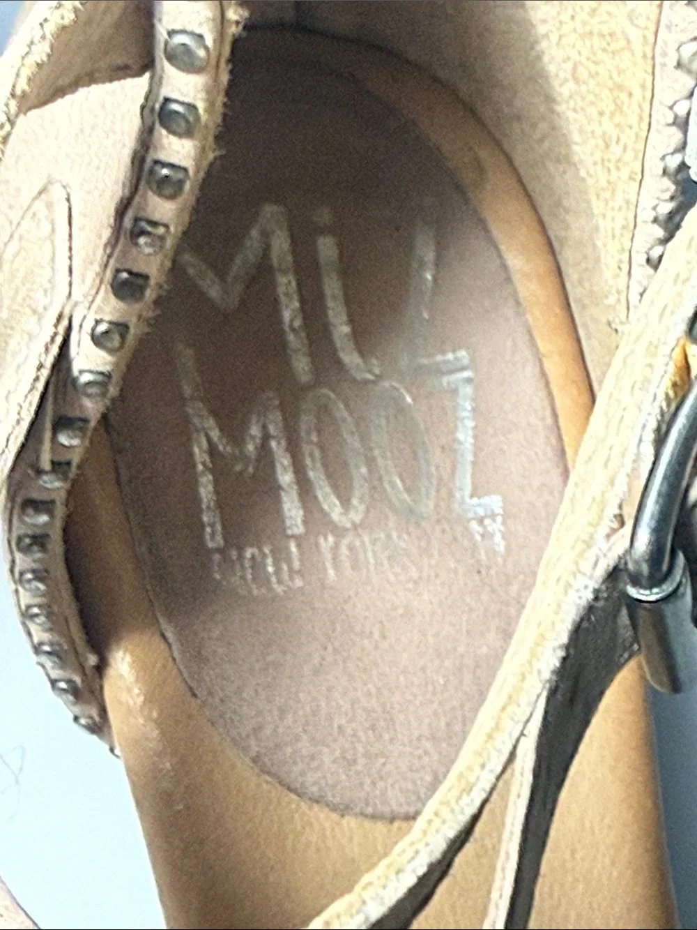 Miz Mooz stylish taupe